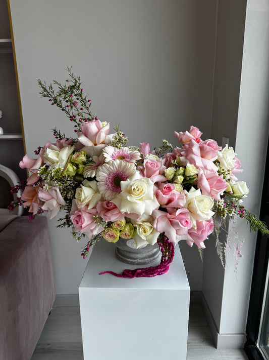 GRACE IN BLOOMS